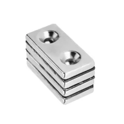 N35 - magnes neodymowy - z podwójnym otworem 5mm - 40 * 20 * 5mm - 1 - 30 sztukN35