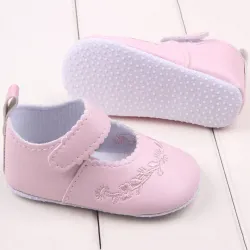Leather shoes - with flower design - for newborns / babiesShoes