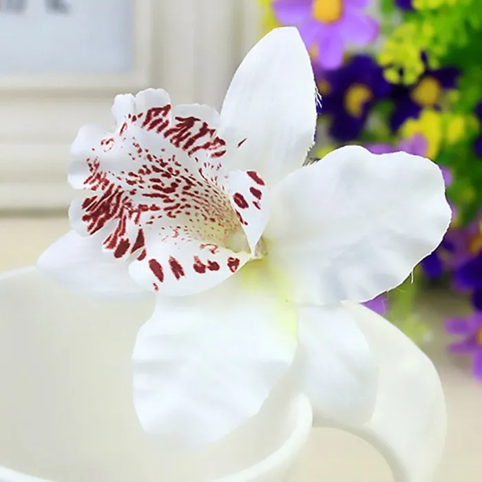Modna spinka do włosów - ręcznie robiona - kwiat orchideiSpinki Do Włosów