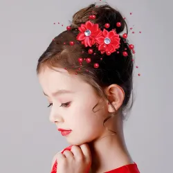 Elegant round hair clip - gypsophila flower - with pearl decorationsHair clips
