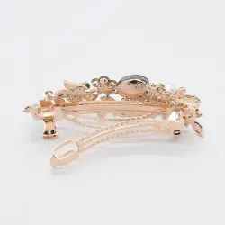 Elegant hair clip with black crystal flowersHair clips
