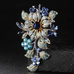 Elegant brooch with big crystal flowersBrooches