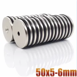 N35 - magnes neodymowy - okrągła tarcza z łbem stożkowym - 50 * 5mm - z otworem 6mmN35