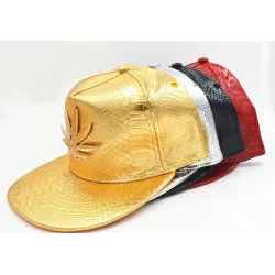 Czapka z daszkiem - skórzana snapback - z metalowym liściem - w stylu hip hopCzapki & Kapelusze