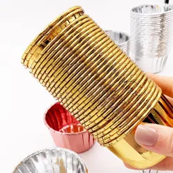 Paper cupcake liners - baking cups - oil proofBakeware