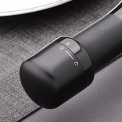 Wine bottle stopper - silicone sealed vacuum capBar supply