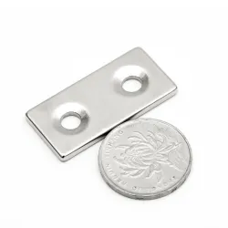 N35 - magnes neodymowy - mocny blok - 40 * 20 * 3mm - z podwójnym otworem 5mm - 2 sztukiN35
