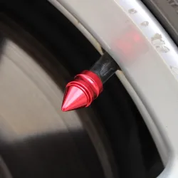 Universal tire valves - aluminum caps - short spike - 4 piecesWheel parts