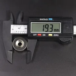 N35 - magnes neodymowy - mocny dysk - 20mm * 3 mm - z otworem 5mmN35