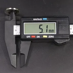 N35 - magnes neodymowy - mocny dysk - 20mm * 3 mm - z otworem 5mmN35