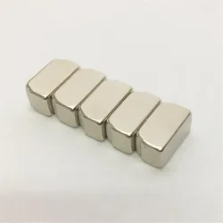 N50 - magnes neodymowy - mocny blok w kształcie litery T - 10,5mm * 5mm * 5,8mmN50