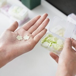 Jednorazowy środek dezynfekujący do rąk - tabletki mydlane - kształt płatkaSkóra