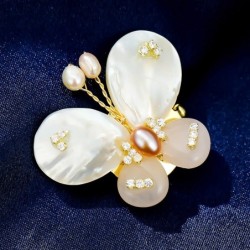 Motyl z muszli perłowej - z kryształkami / perełkamiBroszki