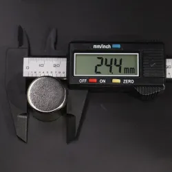 N35 - magnes neodymowy - mocny okrągły krążek - 25mm * 20mmN35
