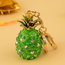 Kryształowy ananas - breloczek do kluczyBreloczki Do Kluczy