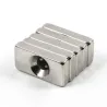 Blok magnesów neodymowych N35 z otworem 4 mm 20 * 10 * 4 mm 10 sztukN35