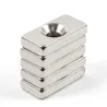 Blok magnesów neodymowych N35 z otworem 4 mm 20 * 10 * 4 mm 10 sztukN35