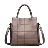 Damska skórzana torebka crossbody na ramięTorebki