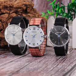Elegant wooden quartz watch - unisex