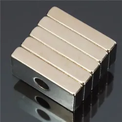 N35 silny magnes neodymowy prostopadłościan 20 * 10 * 4mm z 4mm otworem 5 sztN35