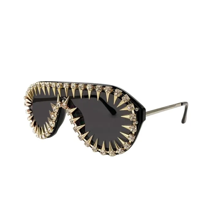 Vintage steampunkowe okulary przeciwsłoneczne z nitami - unisexOkulary Przeciwsłoneczne