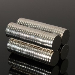 Magnes neodymowy N52 - mały okrągły dysk 8 mm x 1 mm 50 sztukN52